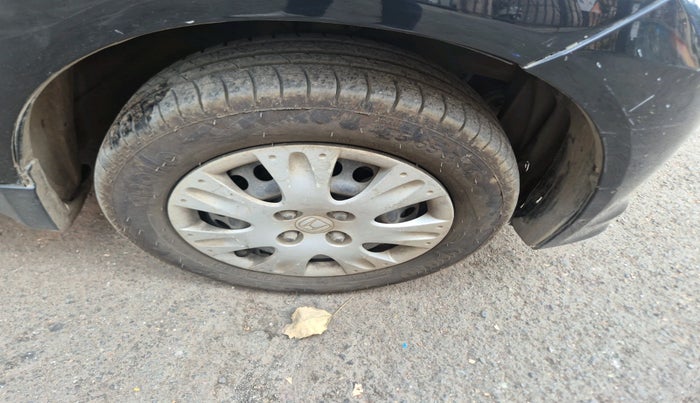 2013 Honda Brio S MT, Petrol, Manual, 59,206 km, tyre