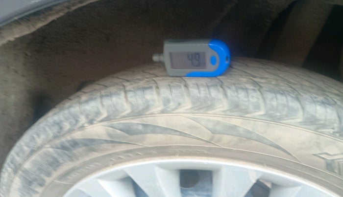 2017 Maruti Baleno DELTA CVT PETROL 1.2, Petrol, Automatic, 1,40,099 km, tyre