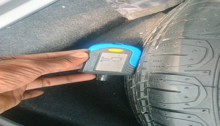 2022 Jeep Compass LIMITED (O) 1.4 PETROL DCT, Petrol, Automatic, 25,430 km, tyre