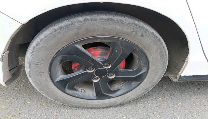 2015 Honda City 1.5L I-VTEC V MT, CNG, Manual, 91,436 km, tyre