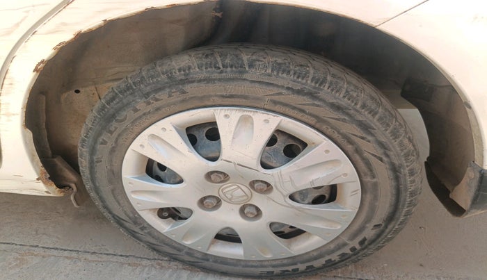 2016 Honda Amaze 1.2L I-VTEC SX, Petrol, Manual, 1,29,204 km, tyre