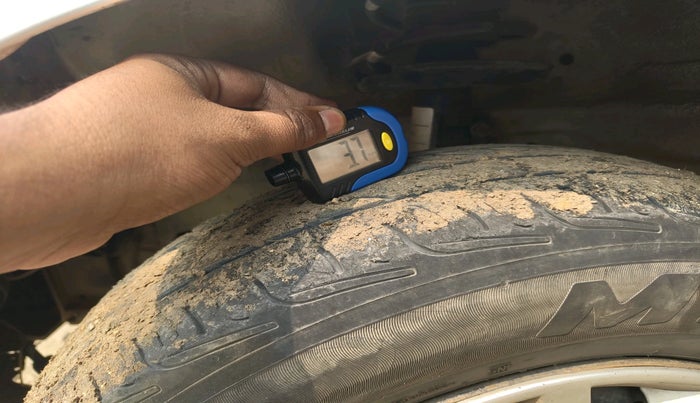 2013 Maruti Swift VDI, Diesel, Manual, 1,96,671 km, tyre