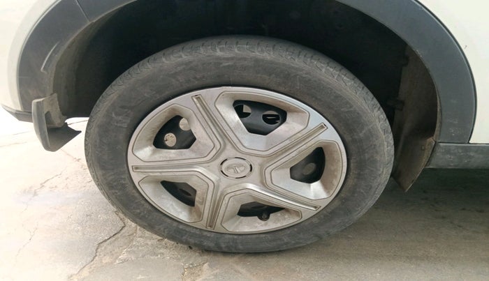 2021 Tata NEXON XM SUNROOF DIESEL, Diesel, Manual, 95,070 km, tyre