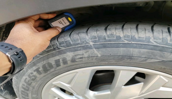 2022 Hyundai Creta SX 1.5 PETROL, Petrol, Manual, 82,326 km, tyre