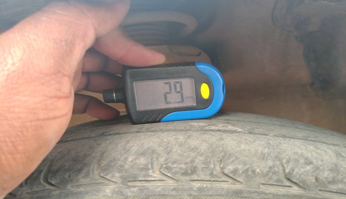 2012 Maruti A Star VXI, Petrol, Manual, 1,15,181 km, tyre