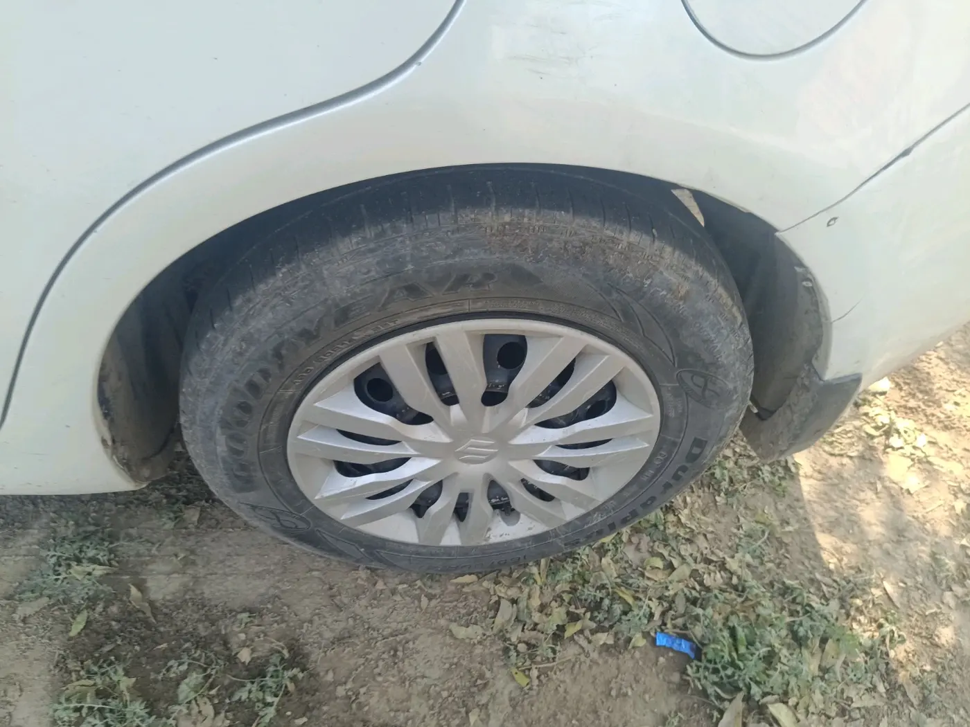 2013 Maruti Swift Dzire VXI, CNG, Manual, 92,763 km, tyre