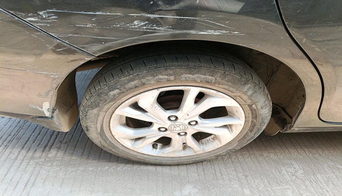 2020 Honda Amaze 1.5L I-DTEC VX, Diesel, Manual, 55,918 km, tyre