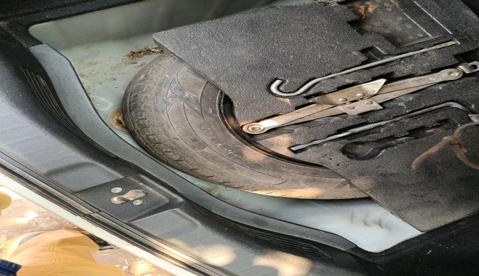 2018 Honda Jazz 1.2L I-VTEC SV, CNG, Manual, 77,566 km, tyre