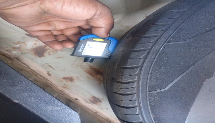 2017 Maruti Vitara Brezza VDI (O), Diesel, Manual, 89,842 km, tyre