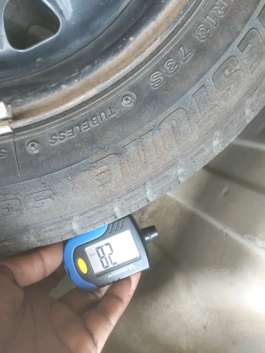 2013 Maruti Alto K10 VXI, Petrol, Manual, 61,833 km, tyre