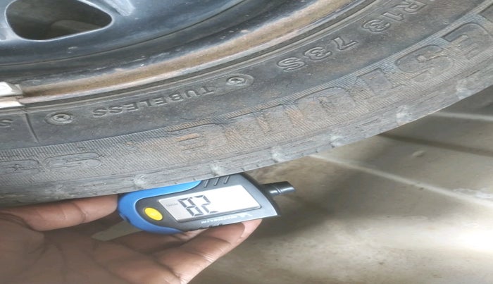 2013 Maruti Alto K10 VXI, Petrol, Manual, 61,833 km, tyre