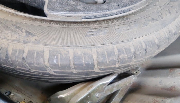 2016 Maruti S Cross ZETA 1.3, Diesel, Manual, 1,46,993 km, tyre