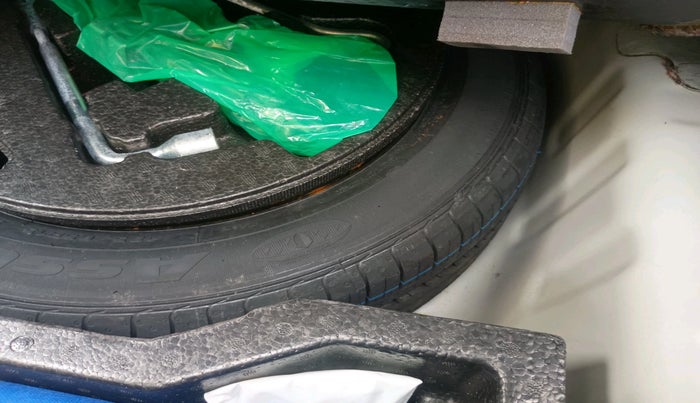 2021 Maruti Ciaz ALPHA  AT 1.5 SHVS PETROL, Petrol, Automatic, 36,575 km, tyre