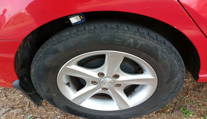 2012 Skoda Rapid ACTIVE 1.6 TDI CR MT, Diesel, Manual, 98,675 km, tyre