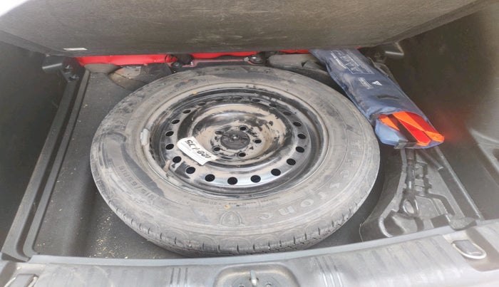 2017 Jeep Compass LONGITUDE 2.0 DIESEL, Diesel, Manual, 79,711 km, tyre