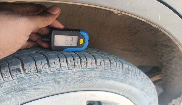 2012 Maruti Wagon R 1.0 LXI, CNG, Manual, 38,478 km, tyre