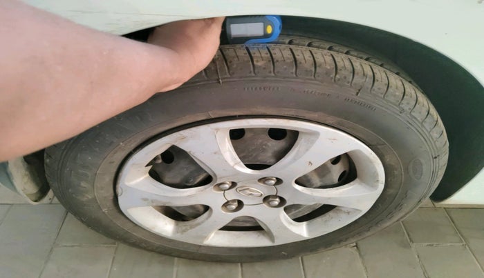 2012 Hyundai Verna FLUIDIC 1.6 VTVT EX, Petrol, Manual, 55,242 km, tyre