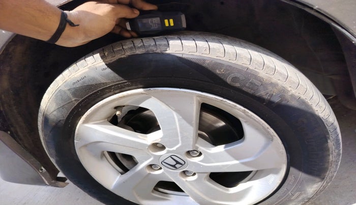 2015 Honda City 1.5L I-VTEC V MT, CNG, Manual, 1,15,243 km, tyre