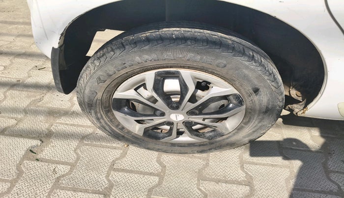 2019 Datsun Redi Go A, Petrol, Manual, 42,801 km, tyre