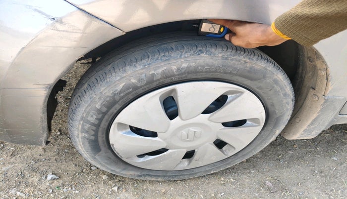 2015 Maruti Celerio VXI CNG, CNG, Manual, 1,73,000 km, tyre