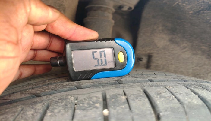 2022 MG ASTOR SMART 1.5 MT, Petrol, Manual, 37,689 km, tyre