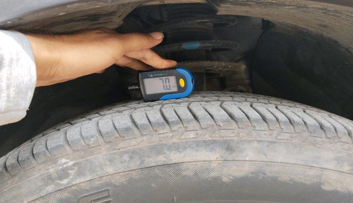 2018 Mahindra XUV500 W10, Diesel, Manual, 78,766 km, tyre