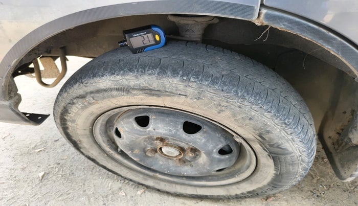 2018 Maruti Eeco 5 STR WITH A/C+HTR, Petrol, Manual, 87,837 km, tyre