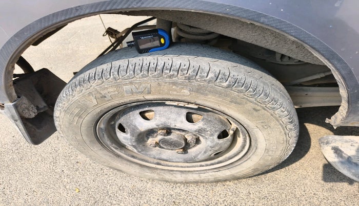 2018 Maruti Eeco 5 STR WITH A/C+HTR, Petrol, Manual, 87,837 km, tyre