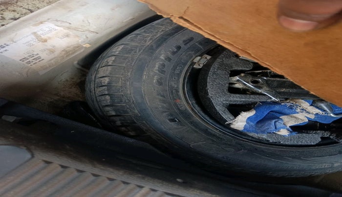 2011 Skoda Fabia ACTIVE 1.2 MPI, Petrol, Manual, 54,912 km, tyre