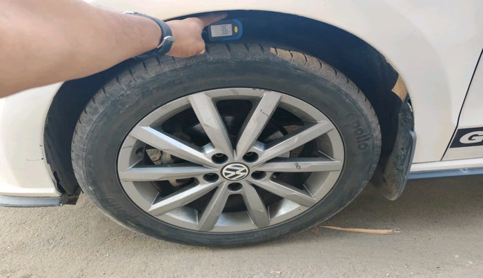 2019 Volkswagen Vento HIGHLINE PLUS 1.2 AT 16 ALLOY, Petrol, Automatic, 55,603 km, tyre