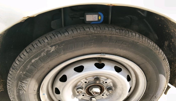 2016 Tata Tiago XE PETROL, Petrol, Manual, 13,353 km, tyre