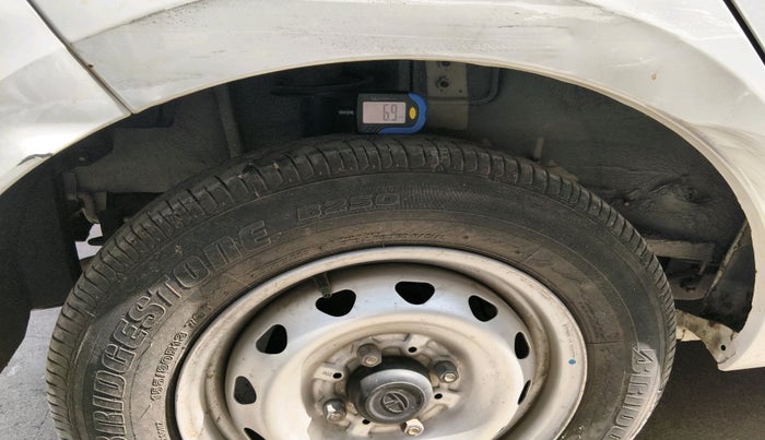 2016 Tata Tiago XE PETROL, Petrol, Manual, 13,353 km, tyre