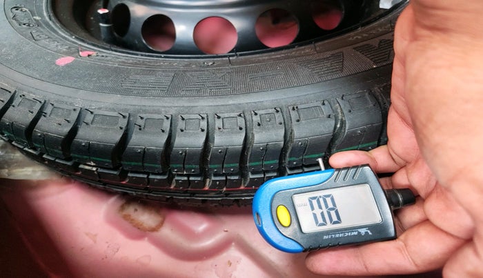 2015 Maruti Alto 800 LXI, Petrol, Manual, 25,882 km, tyre