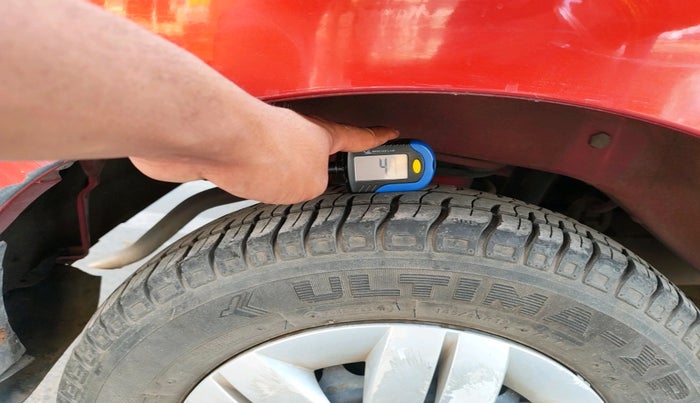 2015 Maruti Alto 800 LXI, Petrol, Manual, 25,882 km, tyre