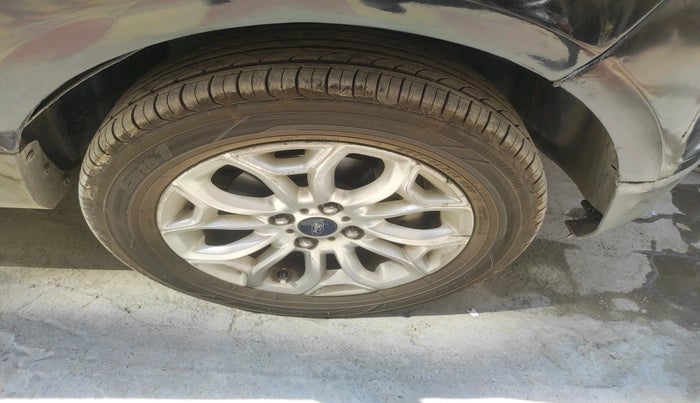 2014 Ford Ecosport TITANIUM 1.5L DIESEL, Diesel, Manual, 86,972 km, tyre