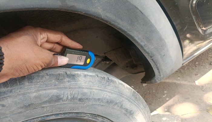 2018 Renault Kwid RXT 0.8, Petrol, Manual, 1,18,164 km, tyre