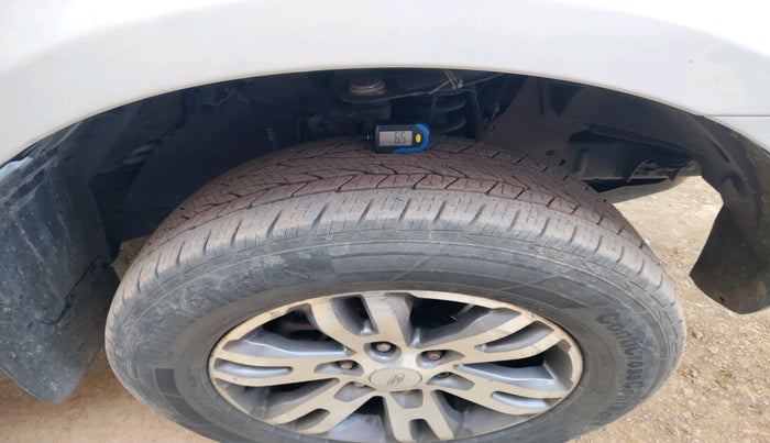 2018 Ford Endeavour TITANIUM 3.2 4X4 AT, Diesel, Automatic, 1,38,300 km, tyre