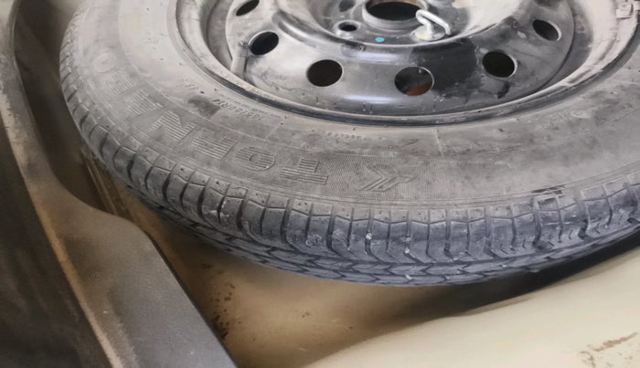 2012 Maruti Swift Dzire VXI, Petrol, Manual, 38,064 km, tyre