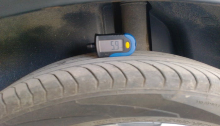 2023 Volkswagen TAIGUN TOPLINE 1.0 TSI AT, Petrol, Automatic, 14,900 km, tyre