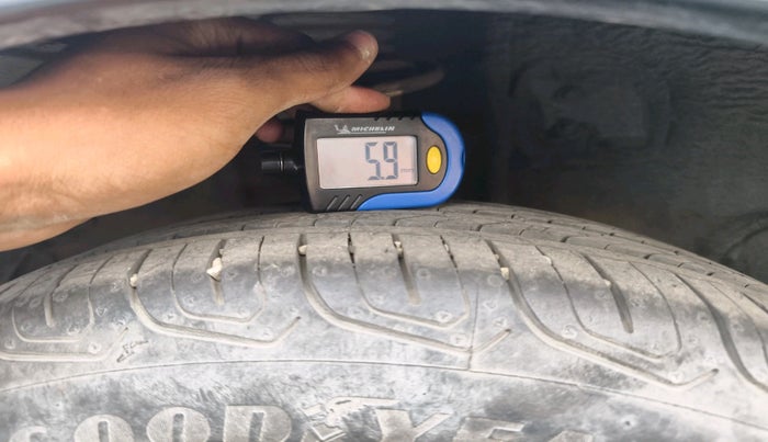 2021 Tata Tiago XT PETROL, Petrol, Manual, 16,910 km, tyre