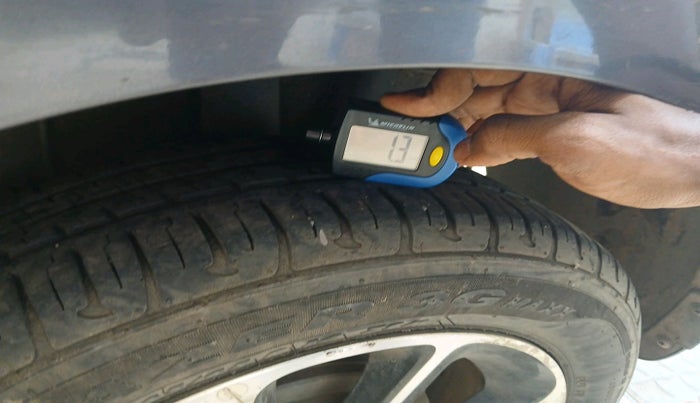 2017 Hyundai Grand i10 ASTA 1.2 KAPPA VTVT, Petrol, Manual, 33,114 km, tyre