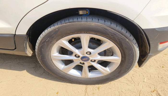 2018 Ford Ecosport TITANIUM 1.5L PETROL, CNG, Manual, 97,931 km, tyre