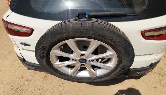 2018 Ford Ecosport TITANIUM 1.5L PETROL, CNG, Manual, 97,931 km, tyre