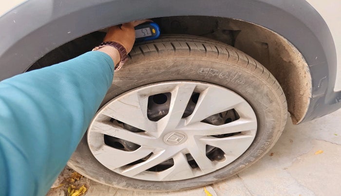 2017 Honda WR-V 1.2L I-VTEC S MT, Petrol, Manual, 65,301 km, tyre