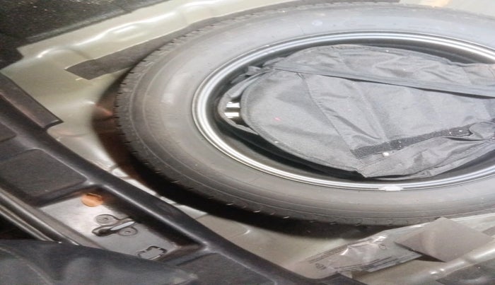 2023 Tata NEXON XM PLUS SUNROOF PETROL, Petrol, Manual, 43,944 km, tyre