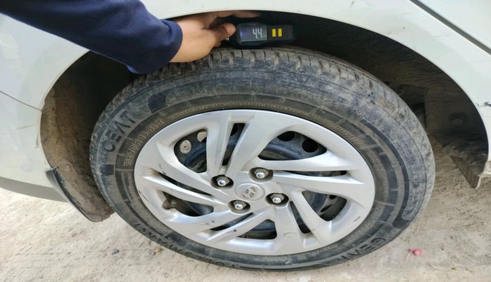 2022 Hyundai AURA S 1.2 CNG, CNG, Manual, 22,361 km, tyre