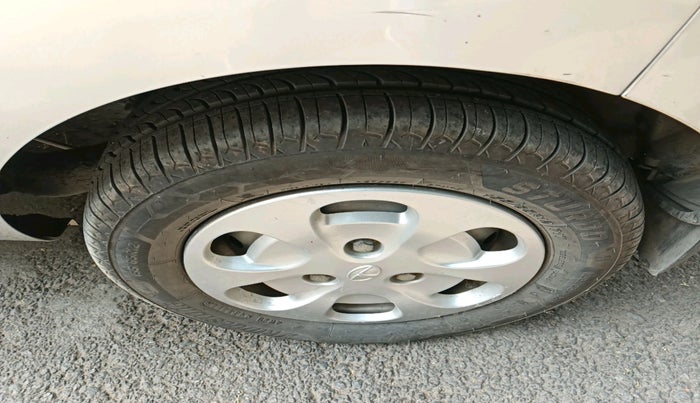 2016 Tata Nano TWIST XTA, Petrol, Automatic, 19,878 km, tyre