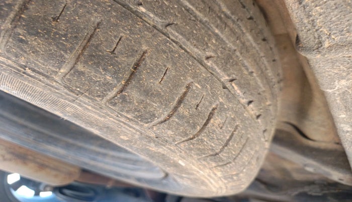 2020 MG HECTOR SHARP HYBRID 1.5 PETROL, Petrol, Manual, 1,29,973 km, tyre