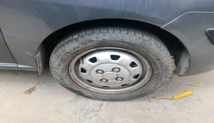 2011 Hyundai Santro Xing GL, Petrol, Manual, 45,972 km, tyre