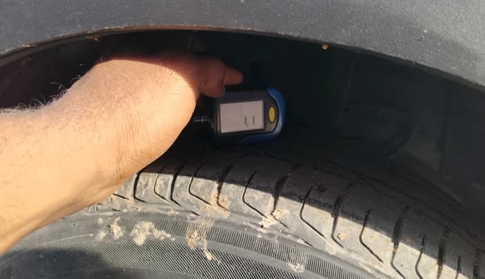 2021 Tata NEXON XE PETROL, Petrol, Manual, 50,947 km, tyre